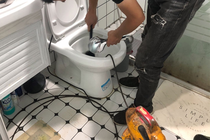 宜城疏通下水道